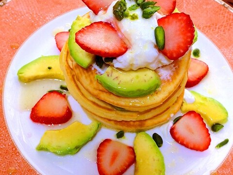 アボカドと苺のちょっぴり大人なヨーグルトパンケーキ レシピ 作り方 By 嵯峨 恭也 楽天レシピ アボカドと苺のちょっぴり大人なヨーグルトパンケーキ レシピ 作り方 By 嵯峨 恭也 楽天レシピ